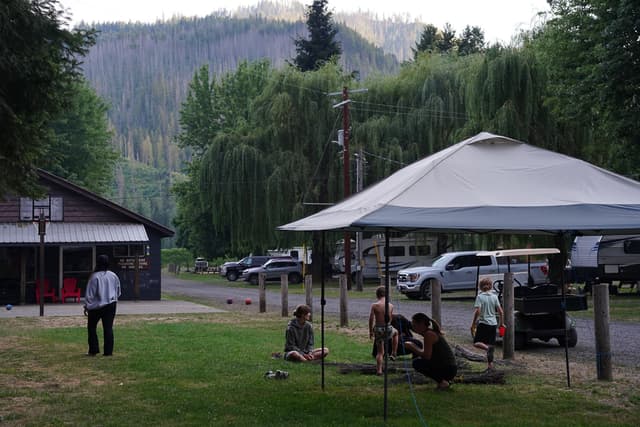 three rivers accommodations